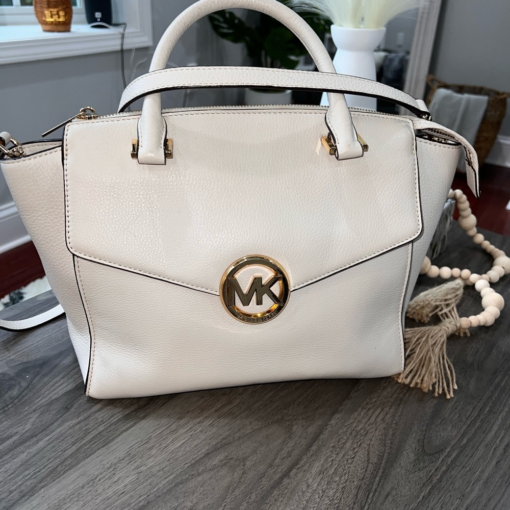 Authentic Michael Kors satchel